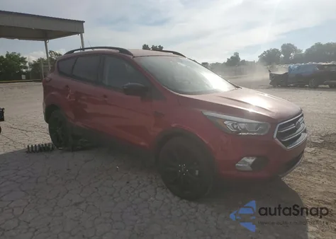 2019 Ford Escape Se z USA, uszkodzony, nr VIN 1FMCU0GD2KUC52995